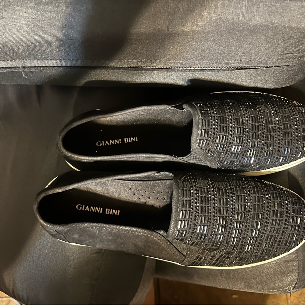 Gianni Bini Slip on Sneakers - Picture 2 of 4